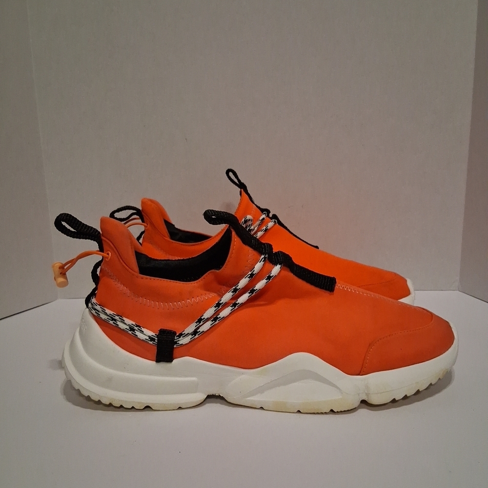 John Geiger 002 Low Highlighter Orange White Shoes Men's Size 11